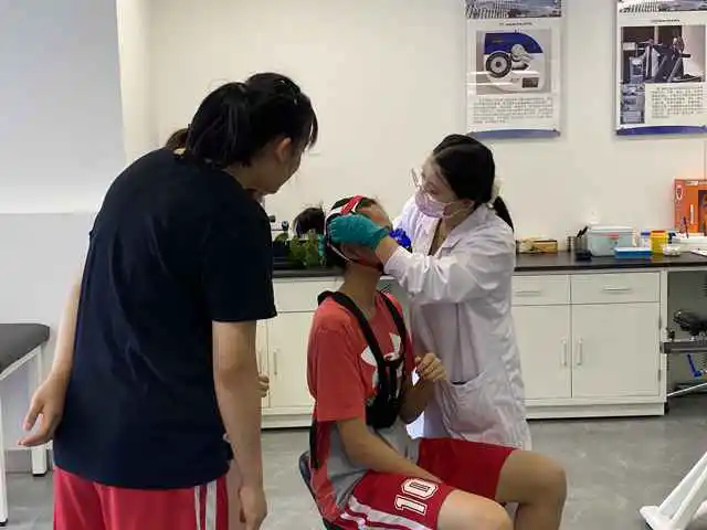 如何在篮球训练中有效应对压力?_2